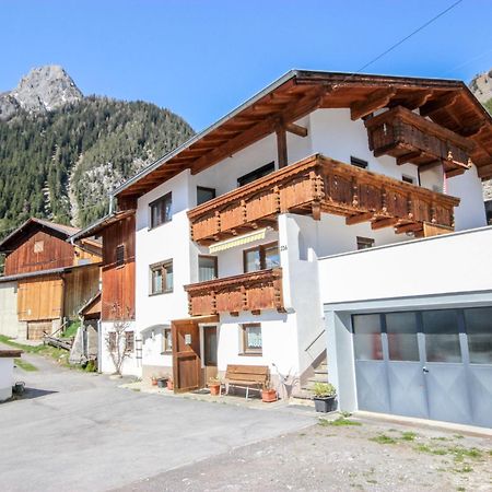 Holiday Home Hoelzl By Interhome Флирш Экстерьер фото