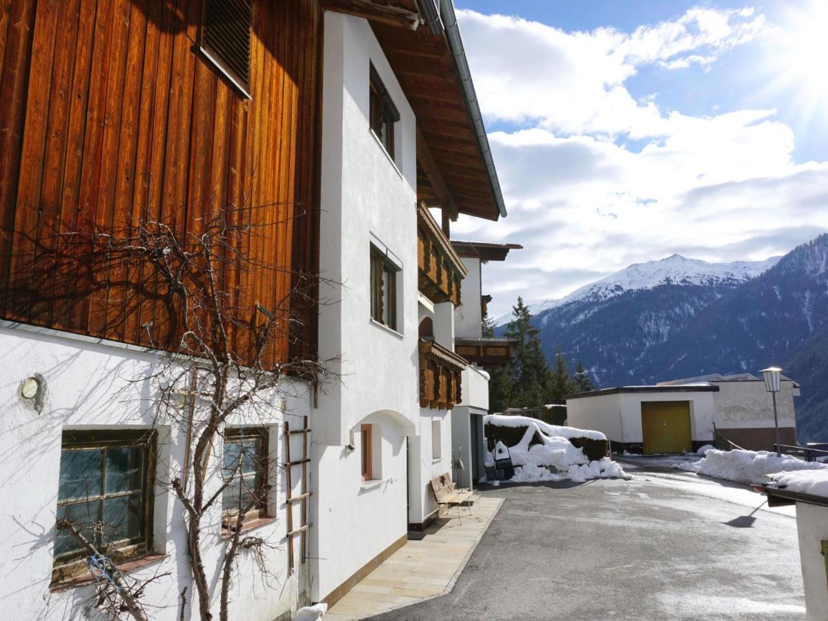 Holiday Home Hoelzl By Interhome Флирш Экстерьер фото